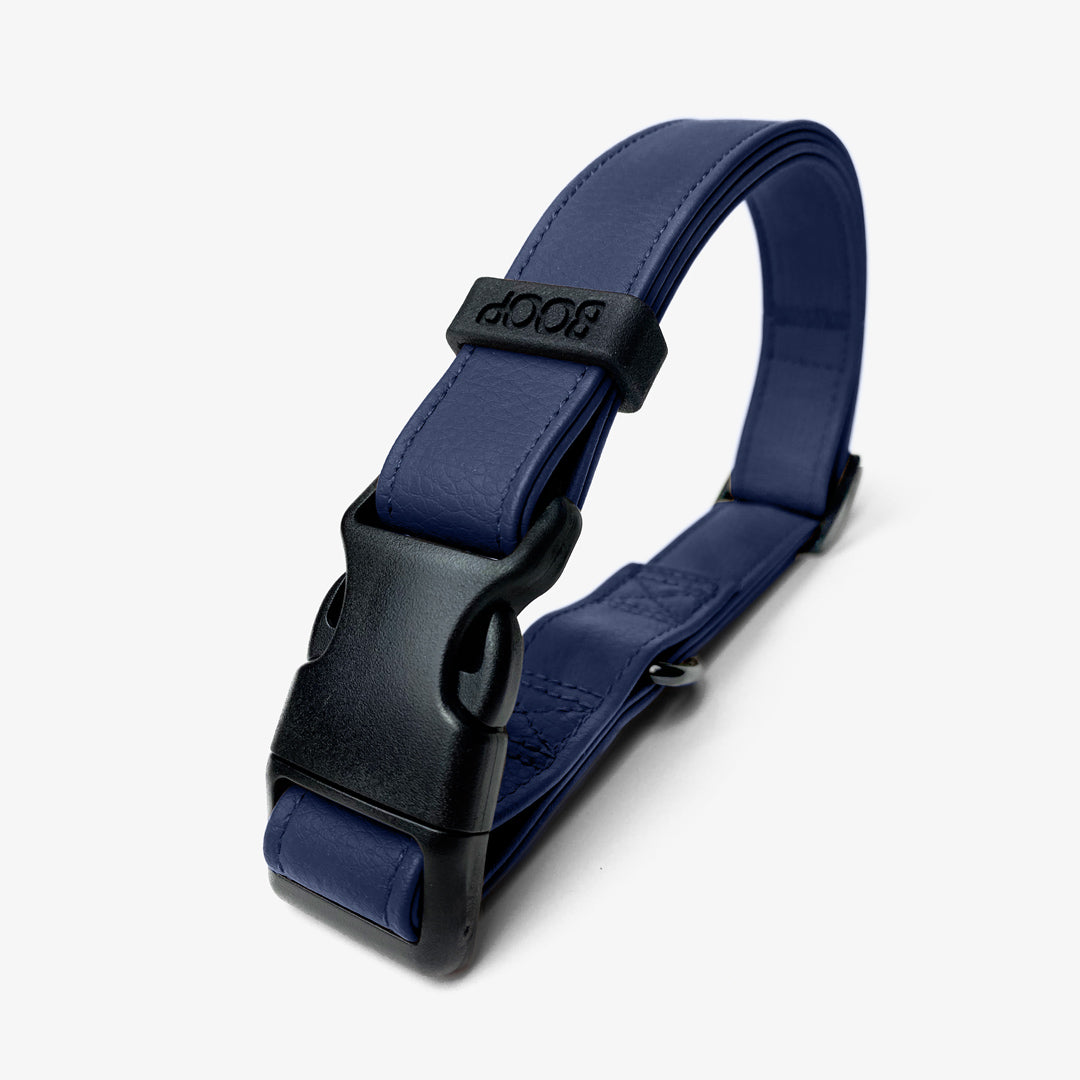 Collare in silicone colore blu scuro per cani – impermeabile, ipoallergenico, Made in Italy | Boop The Snoot