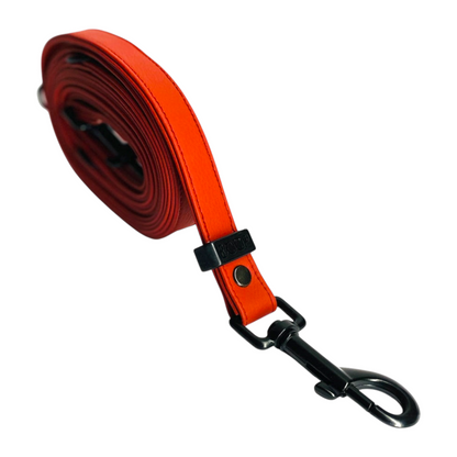 Guinzaglio da addestramento in silicone colore rosso – regolabile 110-180 cm, Made in Italy | Boop The Snoot